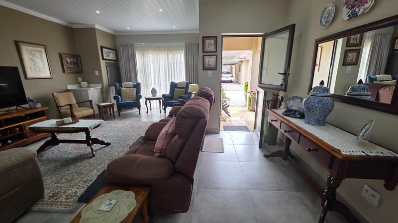 2 Bedroom Property for Sale in Dana Bay Western Cape